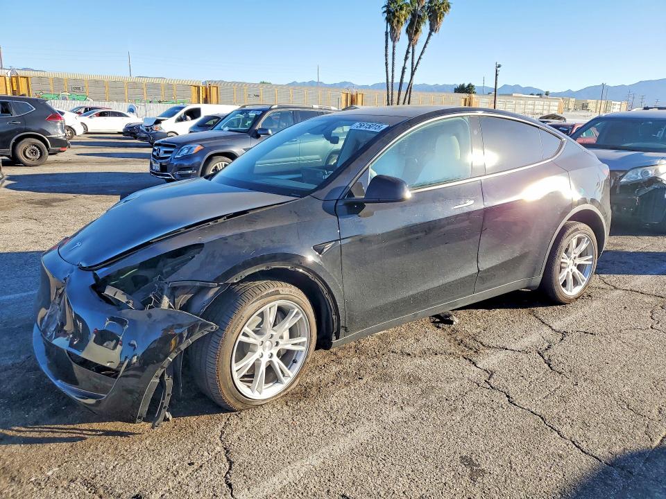 Aukcja sprzedaży 2024 Tesla Model Y, vin: 7SAYGDEEXRA236129, numer aukcji: 75615015