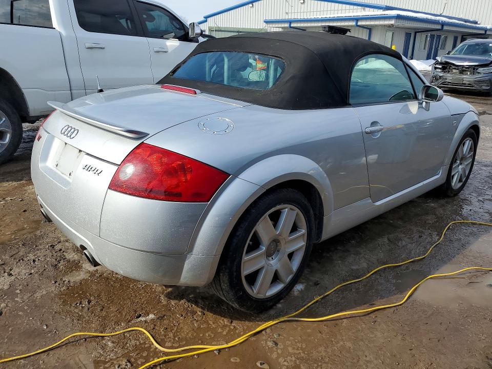 2003 Audi Tt მანქანა იყიდება აუქციონზე, vin: TRUUT28N031023643, აუქციონის ნომერი: 79247555