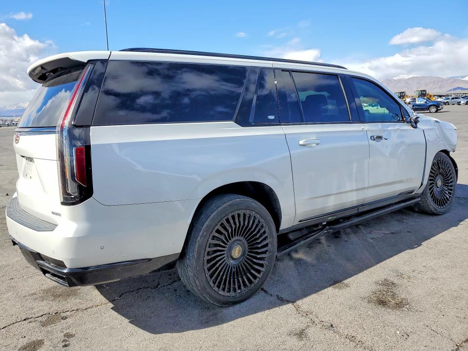 2021 Cadillac Escalade მანქანა იყიდება აუქციონზე, vin: 1GYS4RKL7MR220711, აუქციონის ნომერი: 76731565