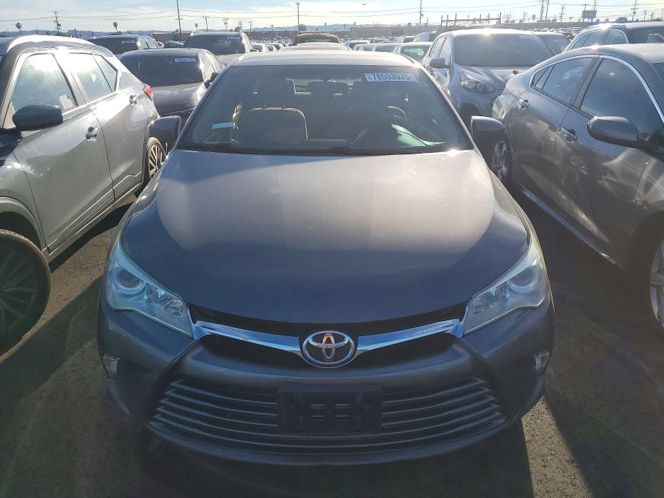 Продаж на аукціоні авто 2015 Toyota Camry, vin: 4T4BF1FK4FR465955, номер лоту: 78553575
