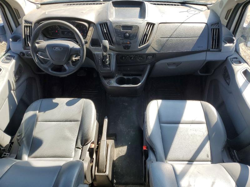 54123406 :رقم المزاد ، 1FTYR2CM8JKA23955 vin ، 2018 Ford Transit مزاد بيع