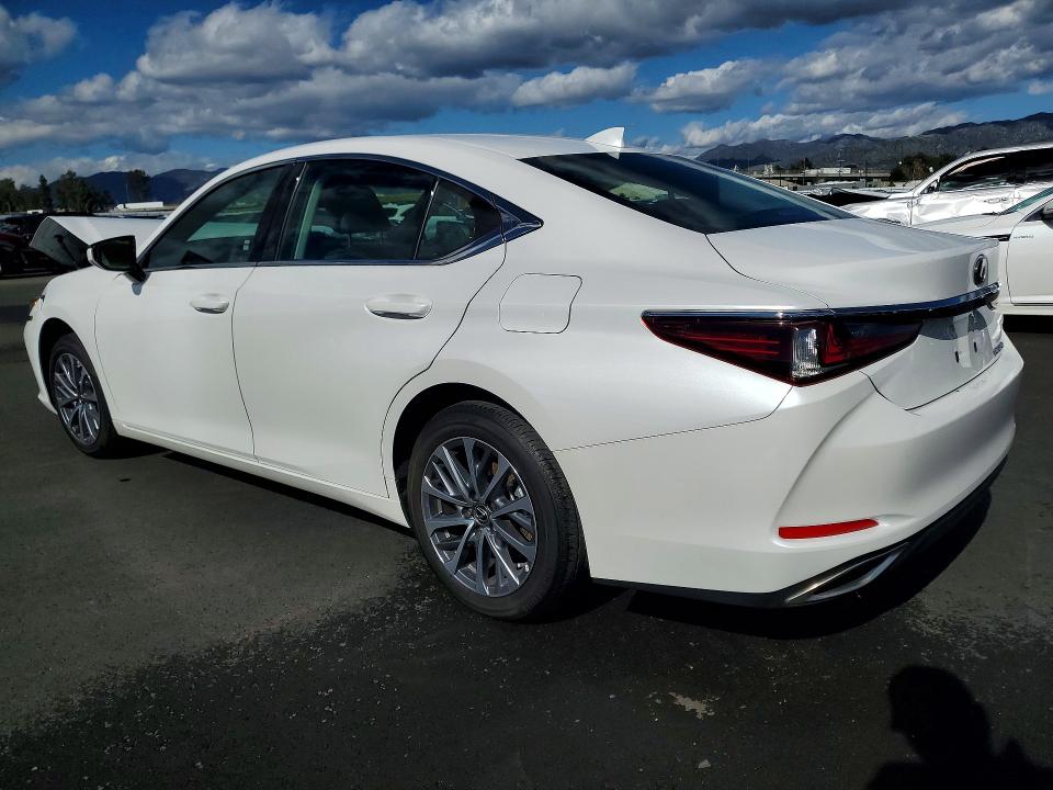 77813635 :رقم المزاد ، 58ACZ1B11SU205812 vin ، 2025 Lexus Es مزاد بيع
