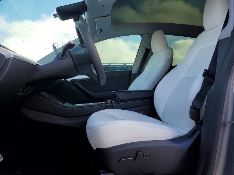 Продаж на аукціоні авто 2025 Tesla Model Y, vin: 7SAYGDEF4SA339738, номер лоту: 76986145