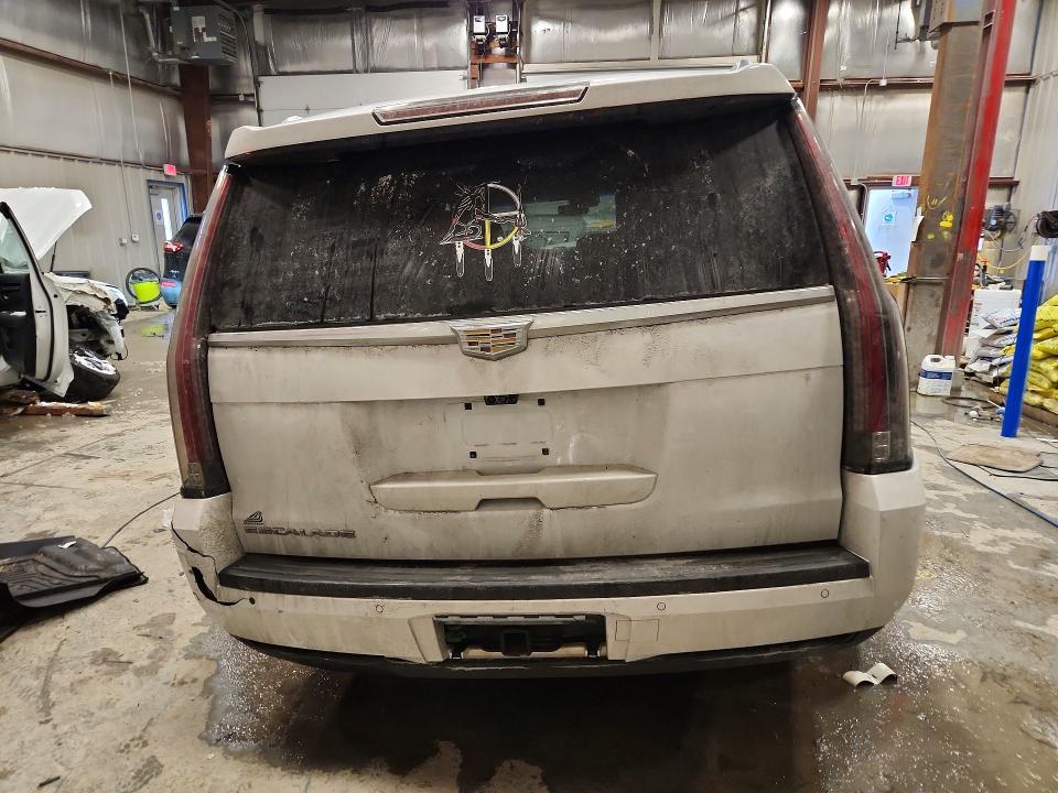 2017 Cadillac Escalade მანქანა იყიდება აუქციონზე, vin: 1GYS4BKJXHR112949, აუქციონის ნომერი: 75513255