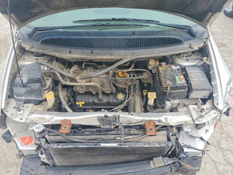 77114125 :رقم المزاد ، 2C8GP54L42R798652 vin ، 2002 Chrysler Town & Country مزاد بيع