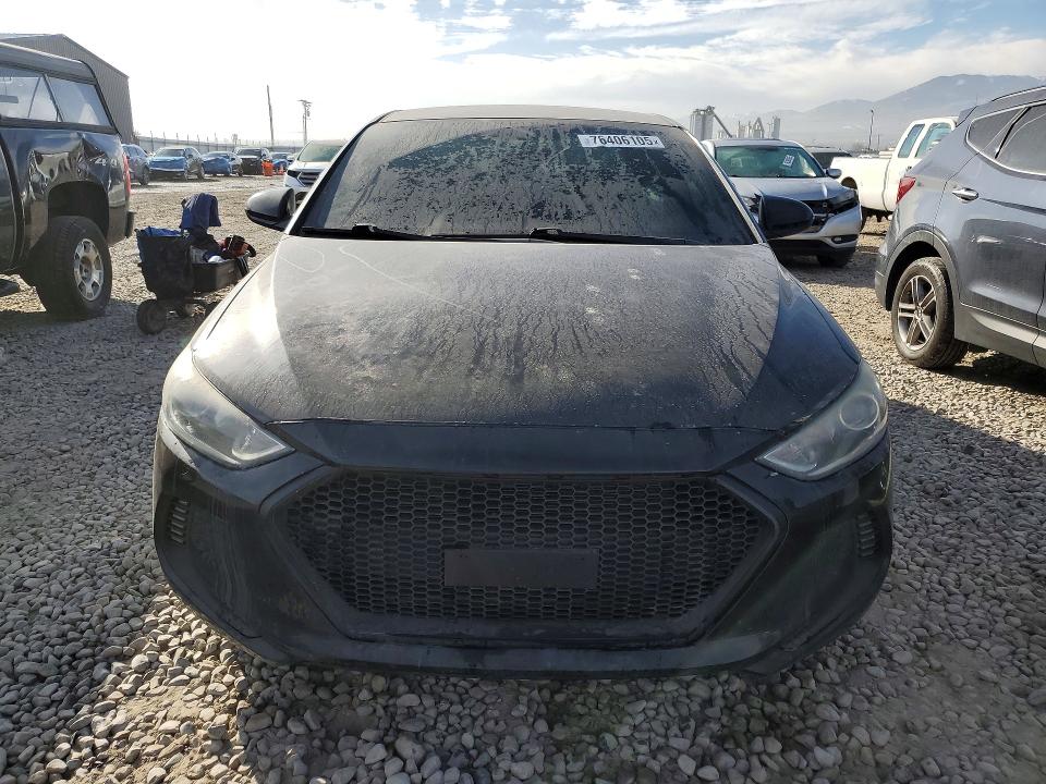 2017 Hyundai Elantra მანქანა იყიდება აუქციონზე, vin: 5NPD84LF8HH152611, აუქციონის ნომერი: 76406105