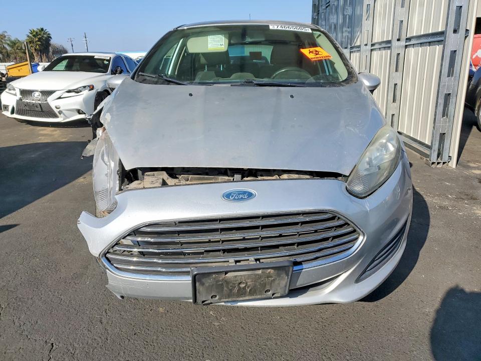 2015 Ford Fiesta მანქანა იყიდება აუქციონზე, vin: 3FADP4EJ6FM111444, აუქციონის ნომერი: 74665605
