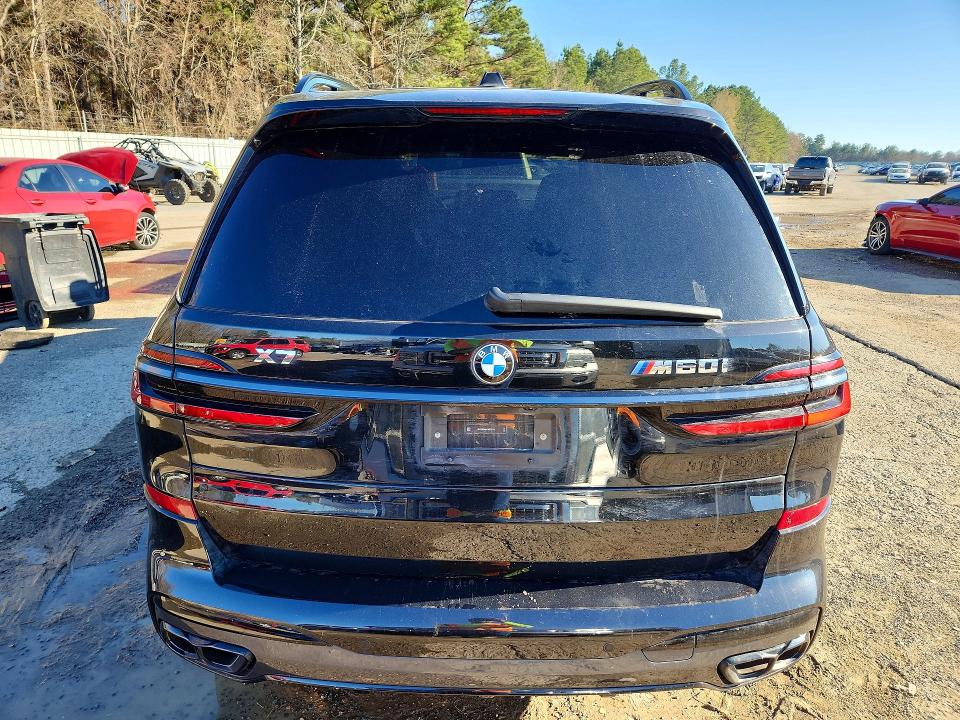 77390265 :رقم المزاد ، 5UX33EM04T9023775 vin ، 2026 Bmw X7 مزاد بيع