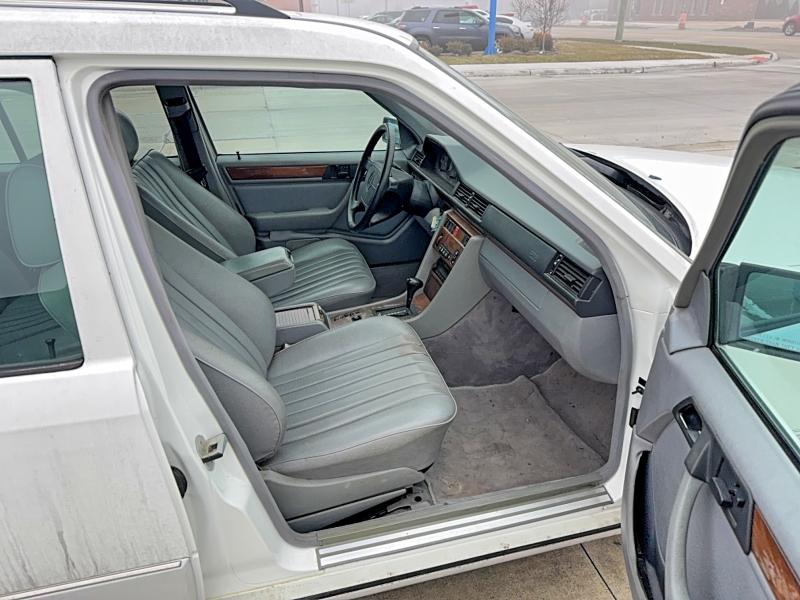 78344575 :رقم المزاد ، WDBEA92E2SF296279 vin ، 1995 Mercedes-benz E 320 مزاد بيع