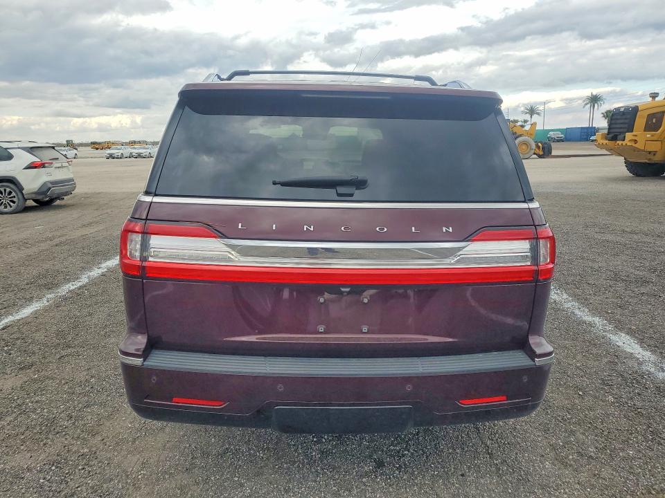 Продажа на аукционе авто 2021 Lincoln Navigator, vin: 5LMJJ2LT3MEL05755, номер лота: 76290705