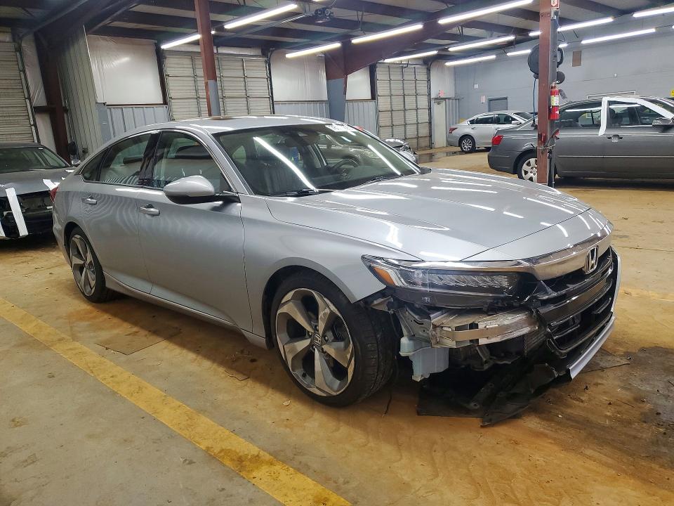 78112295 :رقم المزاد ، 1HGCV1F99JA019251 vin ، 2018 Honda Accord مزاد بيع