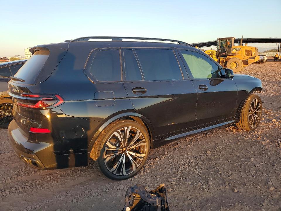 75944665 :رقم المزاد ، 5UX33EM04R9V48943 vin ، 2024 Bmw X7 مزاد بيع