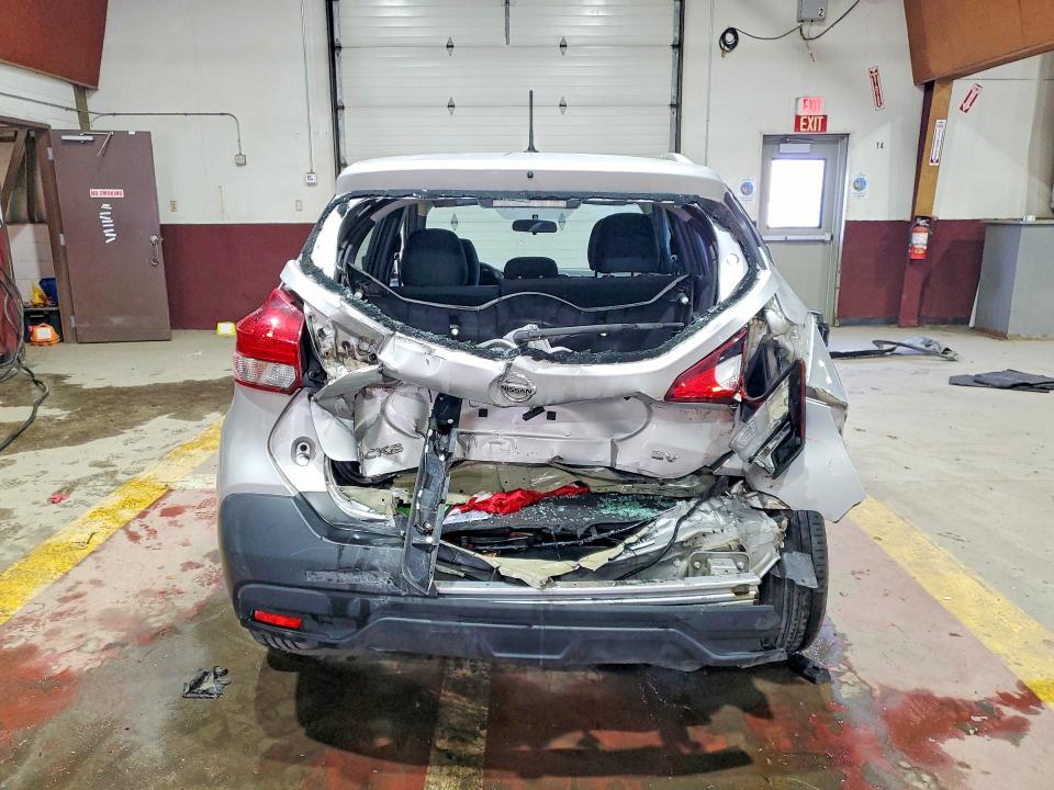 2019 Nissan Kicks მანქანა იყიდება აუქციონზე, vin: 3N1CP5CU5KL503827, აუქციონის ნომერი: 75996565