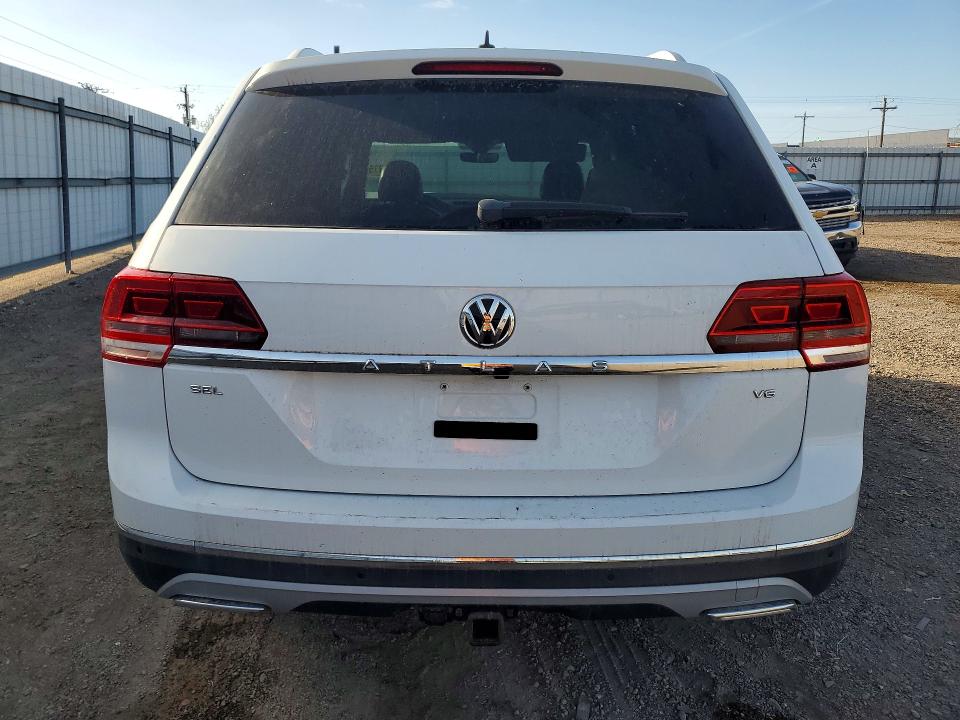 75433775 :رقم المزاد ، 1V2ER2CA4JC508255 vin ، 2018 Volkswagen Atlas مزاد بيع