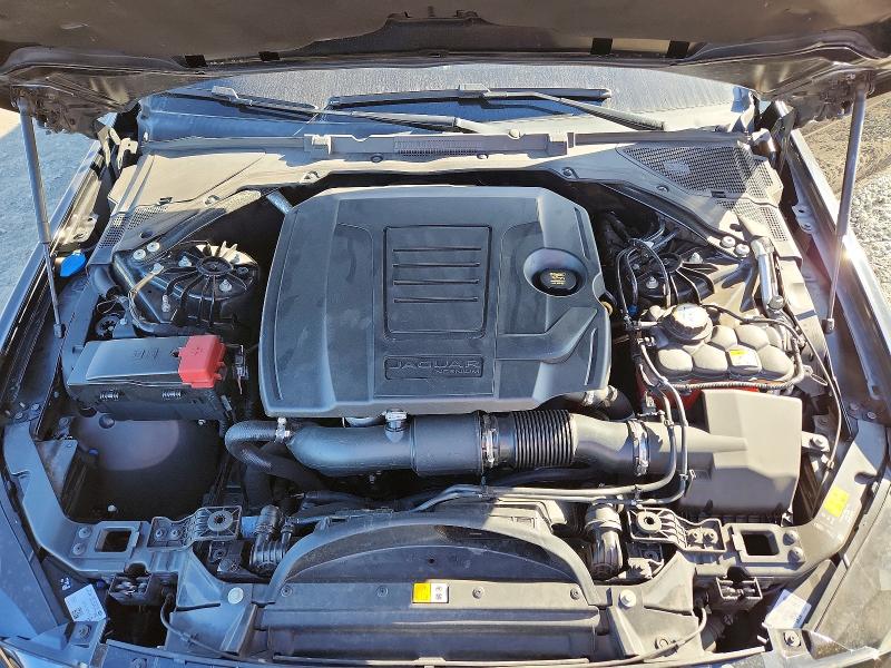77620295 :رقم المزاد ، SAJAR4FX1KCP49852 vin ، 2019 Jaguar Xe مزاد بيع