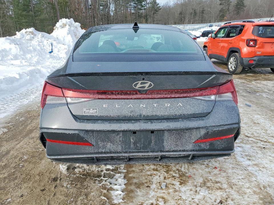 75651585 :رقم المزاد ، KMHLM4DG8SU092773 vin ، 2025 Hyundai Elantra مزاد بيع