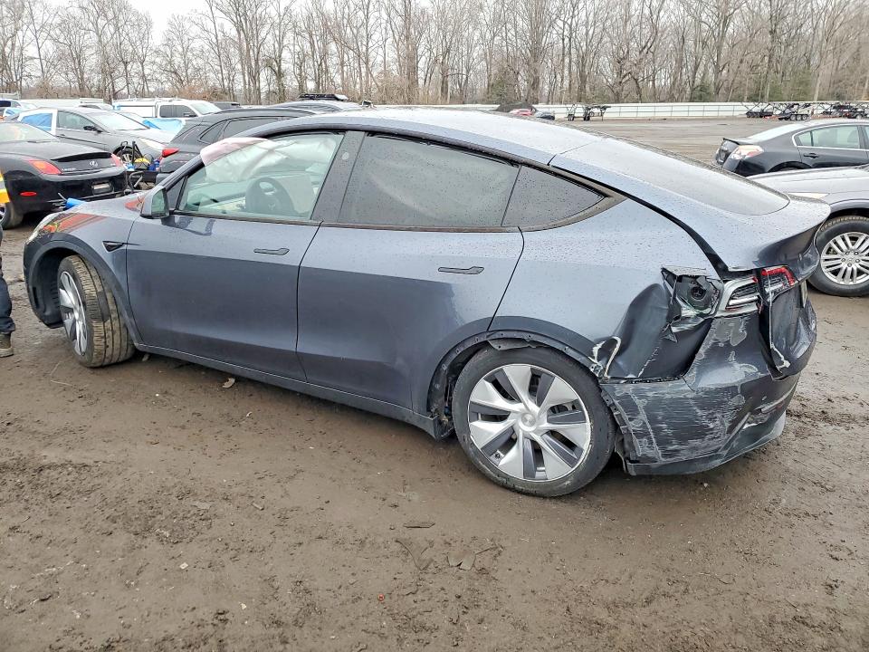 78900725 :رقم المزاد ، 7SAYGDEE0RA215256 vin ، 2024 Tesla Model Y مزاد بيع