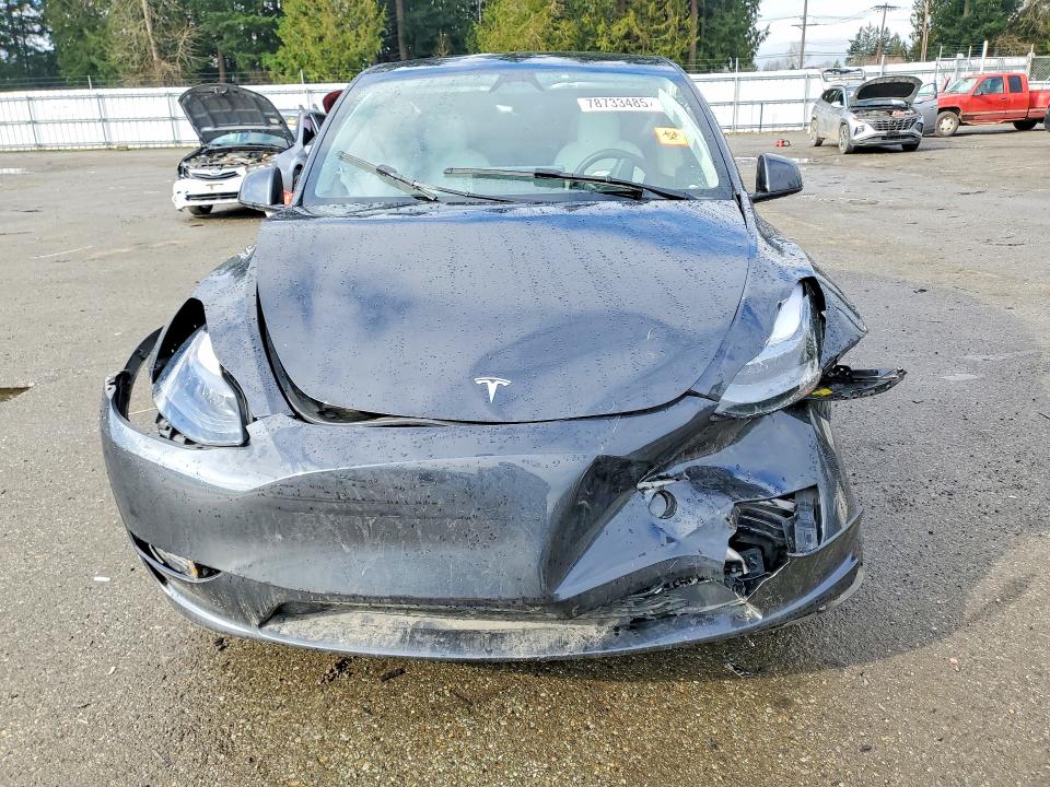 2025 Tesla Model Y მანქანა იყიდება აუქციონზე, vin: 7SAYGDEE3SF241715, აუქციონის ნომერი: 78733485