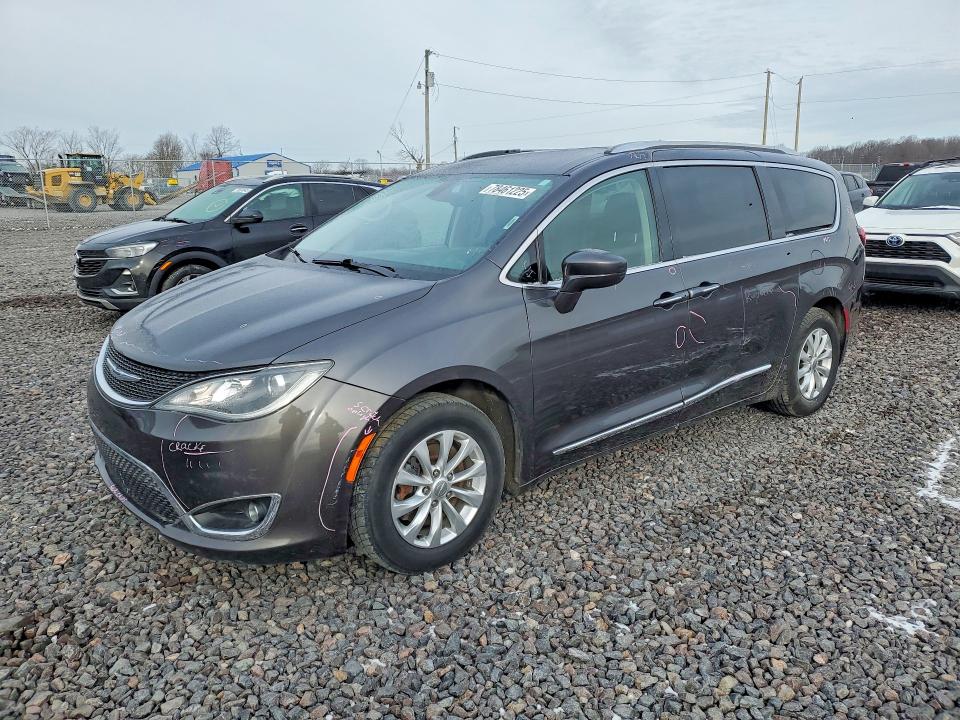 Продаж на аукціоні авто 2019 Chrysler Pacifica, vin: 2C4RC1BG6KR655156, номер лоту: 78461225