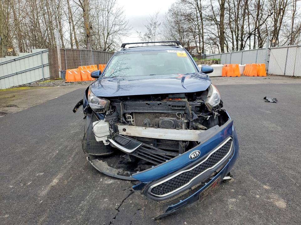 2018 Kia Niro მანქანა იყიდება აუქციონზე, vin: KNDCB3LC0J5205515, აუქციონის ნომერი: 77528115