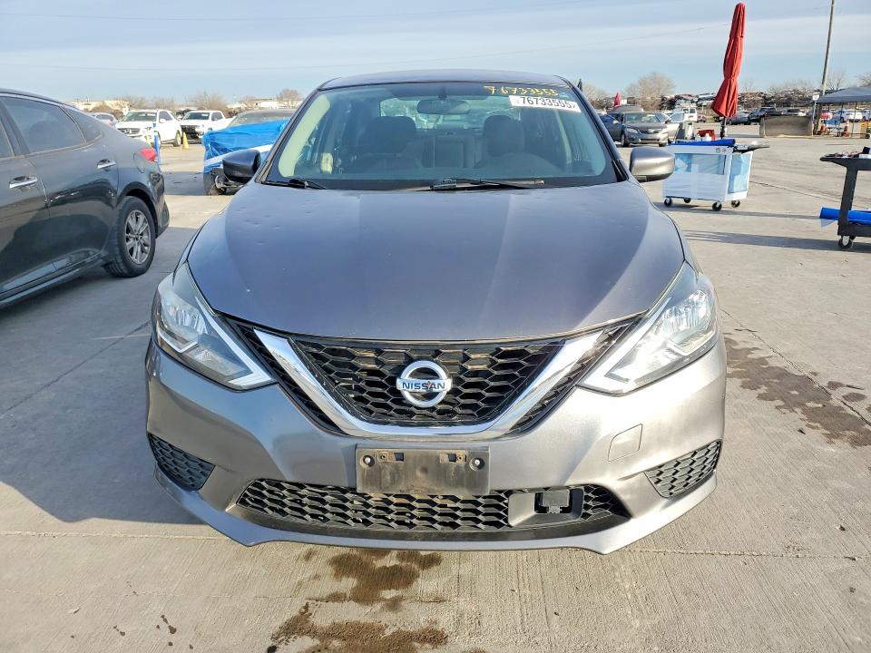76733555 :رقم المزاد ، 3N1AB7AP9JL624874 vin ، 2018 Niss Sentra Sv مزاد بيع