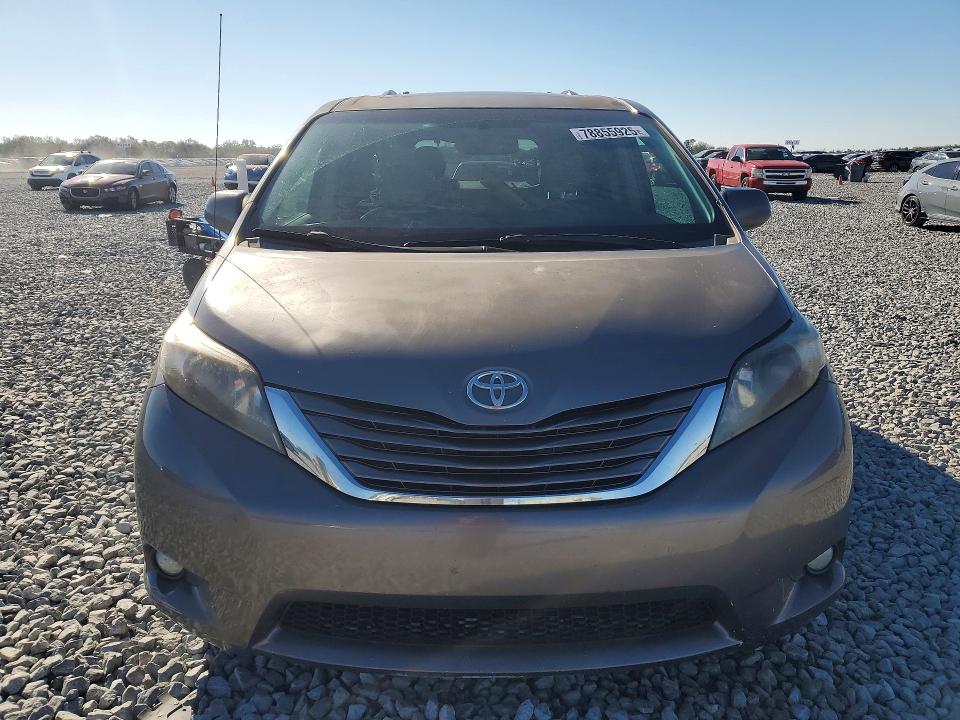 Aukcja sprzedaży 2011 Toyota Sienna, vin: 5TDYK3DC4BS079112, numer aukcji: 52563676