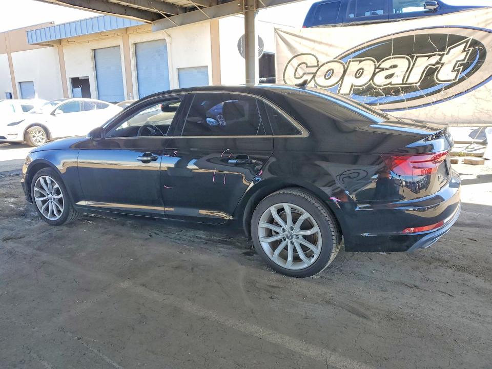 2019 Audi A4 მანქანა იყიდება აუქციონზე, vin: WAUHMAF47KN005352, აუქციონის ნომერი: 79552725