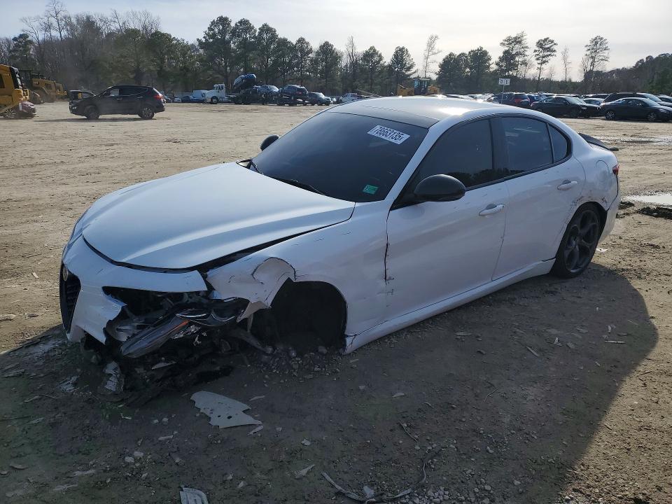 Aukcja sprzedaży 2018 Alfa Romeo Giulia, vin: ZARFAEEN5J7599016, numer aukcji: 78663135