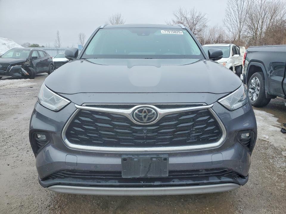 2021 Toyota Highlander მანქანა იყიდება აუქციონზე, vin: 5TDFZRBH5MS107801, აუქციონის ნომერი: 77015825