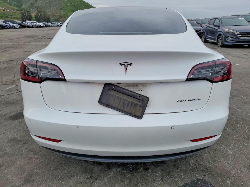 77218085 :رقم المزاد ، 5YJ3E1EB2NF278177 vin ، 2022 Tesla Model 3 مزاد بيع