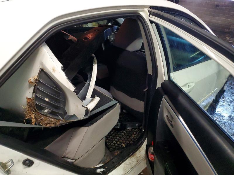 73680365 :رقم المزاد ، 2T1BURHE5FC232948 vin ، 2015 Toyota Corolla مزاد بيع
