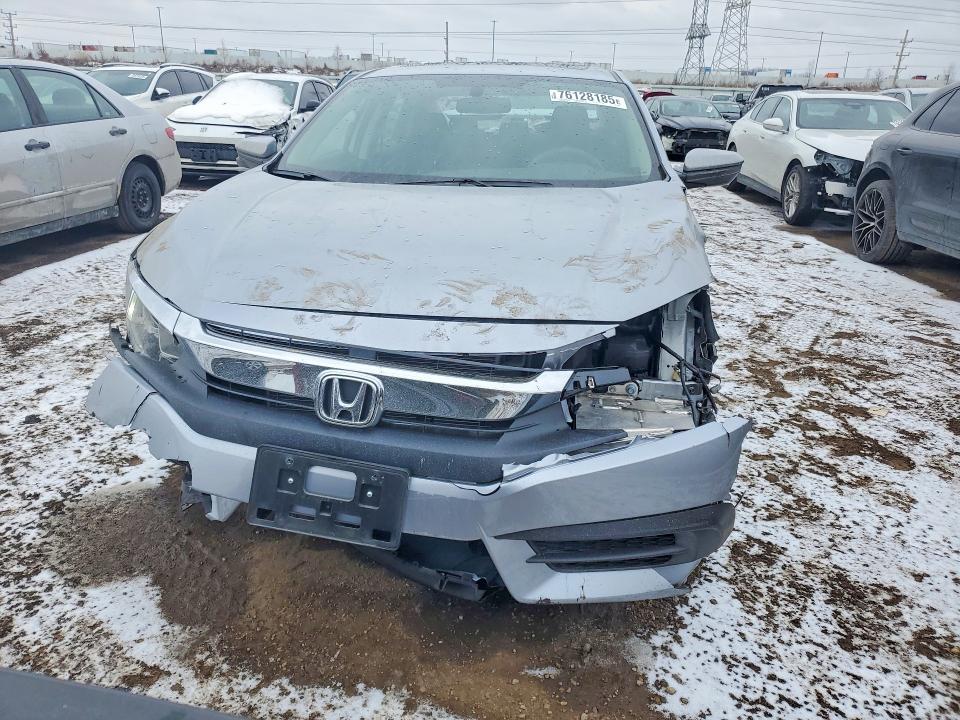 76128185 :رقم المزاد ، 2HGFC2F79JH585970 vin ، 2018 Honda Civic مزاد بيع