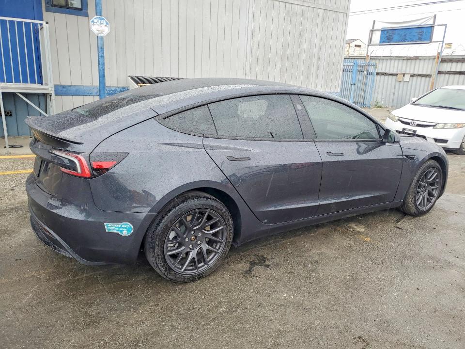 2025 Tesla Model 3 მანქანა იყიდება აუქციონზე, vin: 5YJ3E1EA3SF976350, აუქციონის ნომერი: 77609045