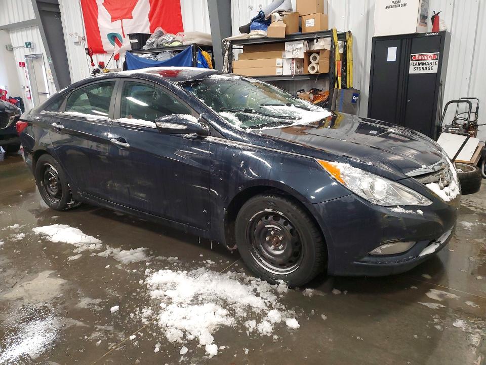 78770135 :رقم المزاد ، 5NPEC4AC0DH593364 vin ، 2013 Hyundai Sonata مزاد بيع