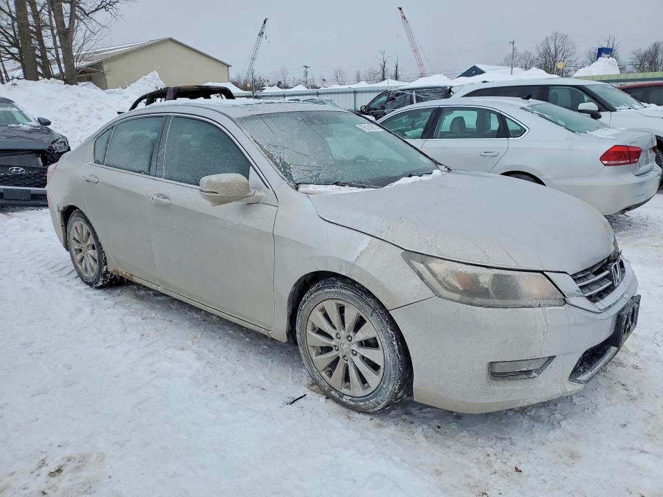 76141615 :رقم المزاد ، 1HGCR2F89EA021976 vin ، 2014 Honda Accord مزاد بيع