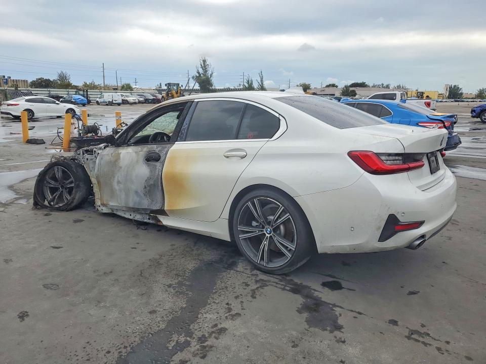 2021 Bmw 330i მანქანა იყიდება აუქციონზე, vin: 3MW5R1J06M8B66645, აუქციონის ნომერი: 76282255