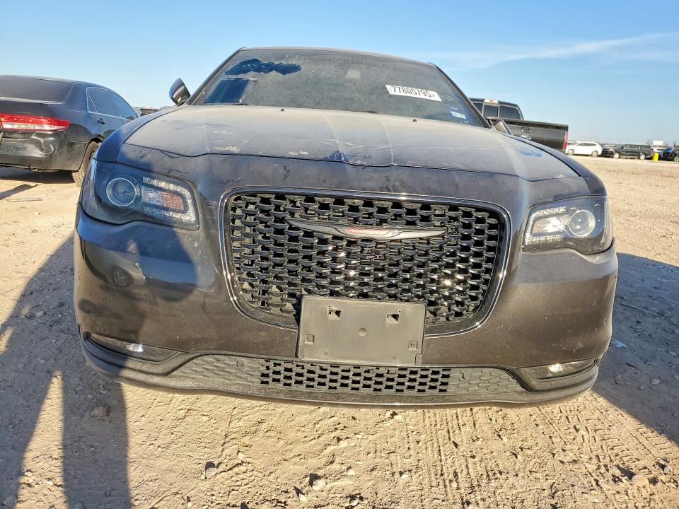 77805795 :رقم المزاد ، 2C3CCABG8PH593122 vin ، 2023 Chrysler 300 مزاد بيع