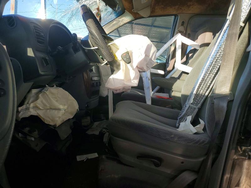 77156565 :رقم المزاد ، 1C4GP45R55B266831 vin ، 2005 Chrysler Town & Country مزاد بيع