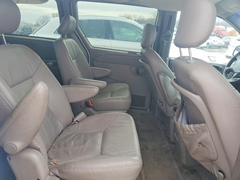 77114125 :رقم المزاد ، 2C8GP54L42R798652 vin ، 2002 Chrysler Town & Country مزاد بيع