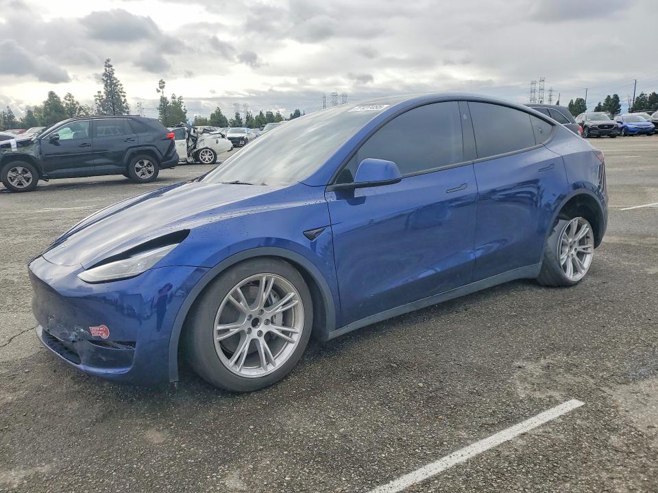 77127455 :رقم المزاد ، 7SAYGDED9PF946016 vin ، 2023 Tesla Model Y مزاد بيع