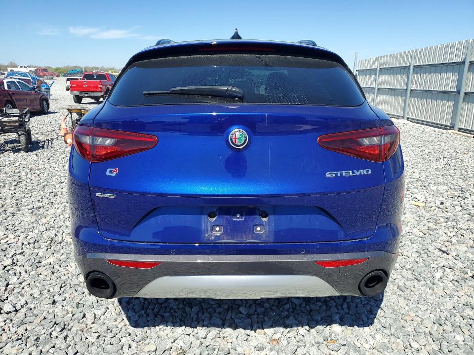 Продажа на аукционе авто 2022 Alfa Romeo Stelvio, vin: ZASPAKBN2N7D48761, номер лота: 78852465