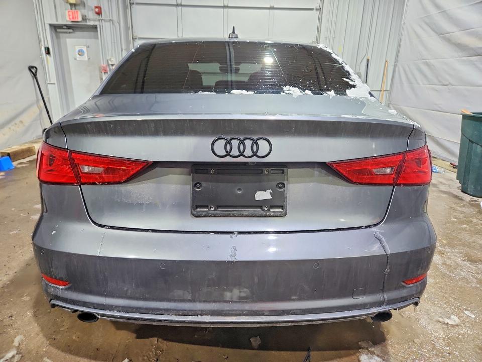 76904825 :رقم المزاد ، WAUB8GFF1G1043205 vin ، 2016 Audi A3 مزاد بيع