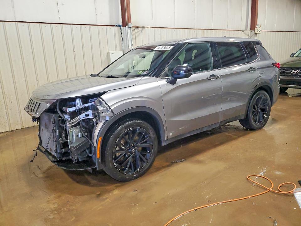 Продаж на аукціоні авто 2022 Mitsubishi Outlander, vin: JA4J3UA86NZ069277, номер лоту: 76965645