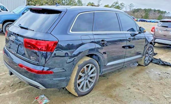 Продаж на аукціоні авто 2017 Audi Q7, vin: WA1LAAF78HD021780, номер лоту: 78093385