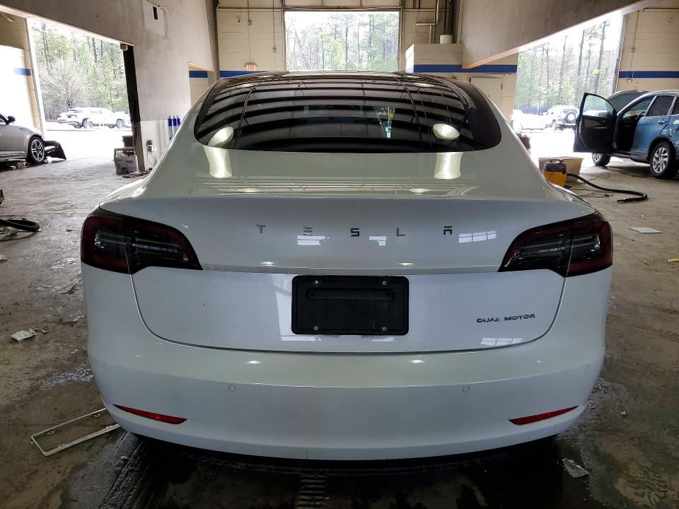 78160245 :رقم المزاد ، 5YJ3E1EB3NF243938 vin ، 2022 Tesla Model 3 مزاد بيع