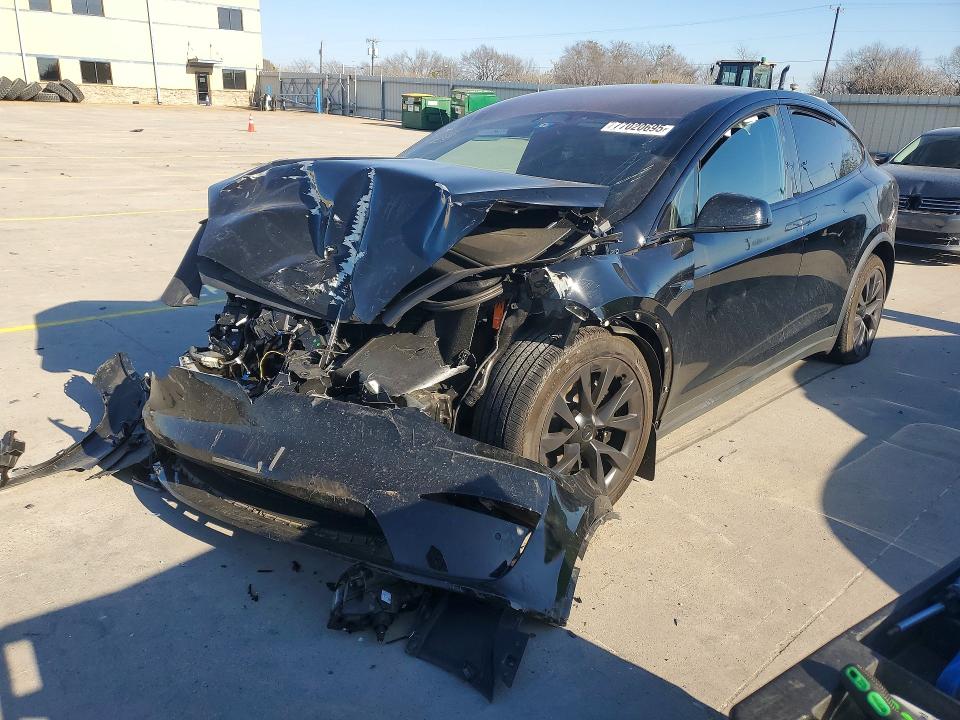 Auction sale of the 2023 Tesla Model X, vin: 7SAXCBE59PF381304, lot number: 77020695