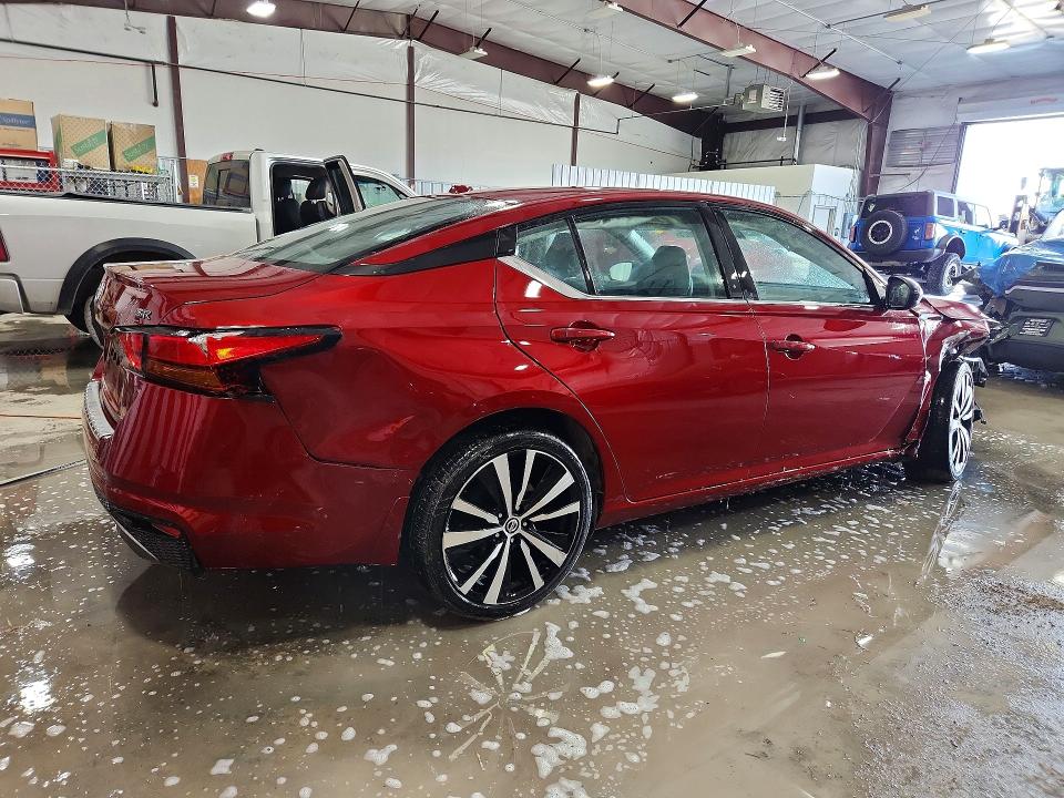 2022 Nissan Altima მანქანა იყიდება აუქციონზე, vin: 1N4BL4CV7NN376841, აუქციონის ნომერი: 76532025