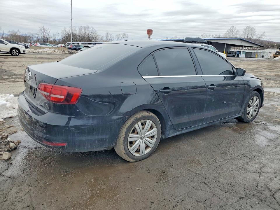 78068215 :رقم المزاد ، 3VW2B7AJ9HM415343 vin ، 2017 Volkswagen Jetta مزاد بيع