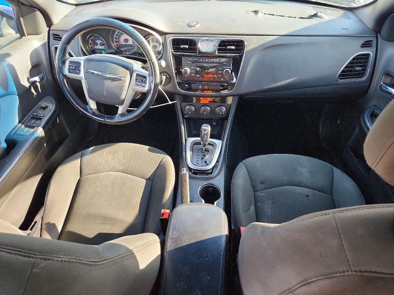 76659805 :رقم المزاد ، 1C3BC1FB2BN592963 vin ، 2011 Chrysler 200 مزاد بيع
