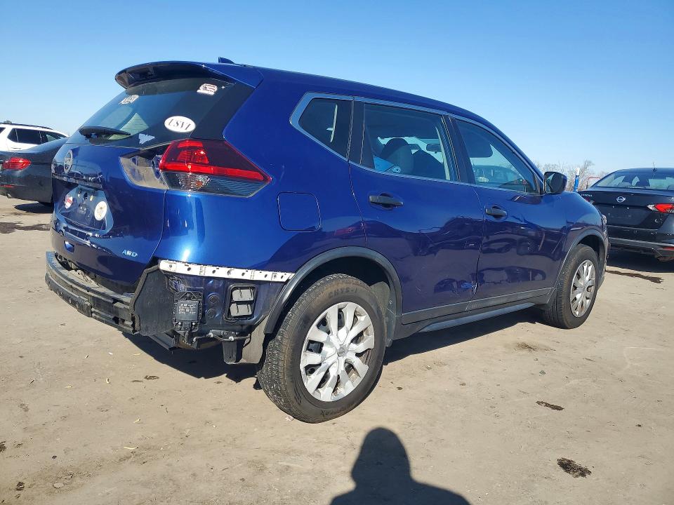 Продаж на аукціоні авто 2018 Nissan Rogue, vin: 5N1AT2MV2JC819827, номер лоту: 76270785